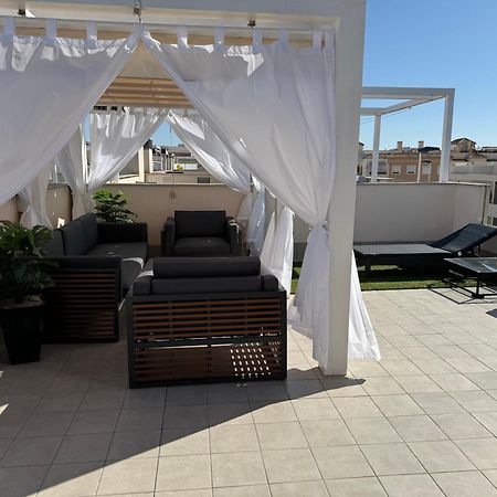 Villa Amalia 54 Torrevieja Exterior photo